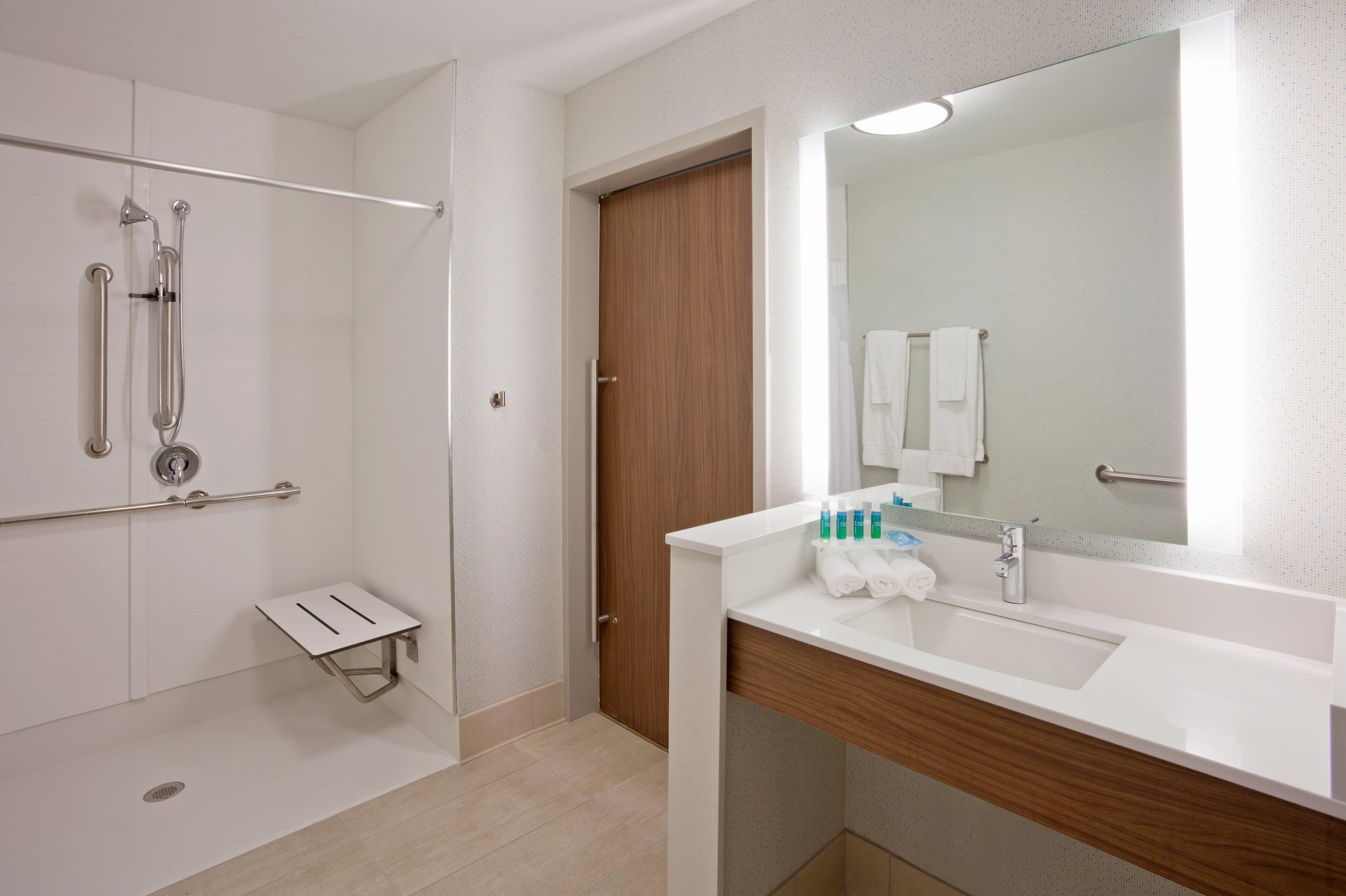 Holiday Inn Express And Suites Des Moines Downtown By Ihg Zewnętrze zdjęcie